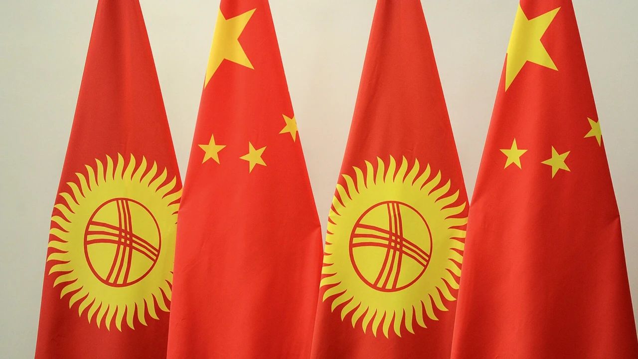 吉尔吉尔吉斯斯坦.jpg